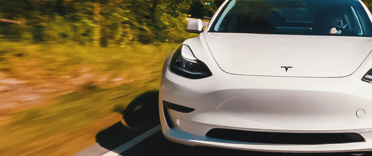 Tesla Model 3: the future nearby