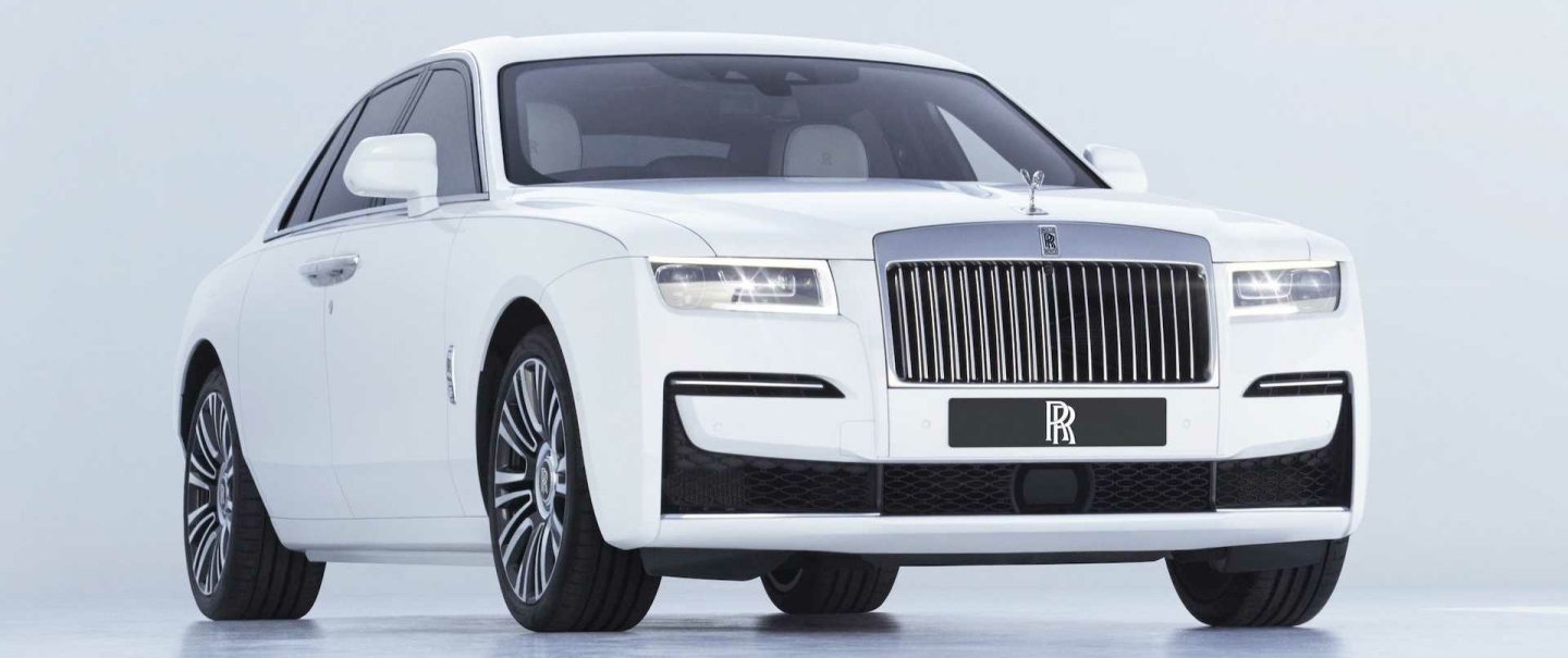 Первый электрический Rolls-Royce получил имя Spectre
