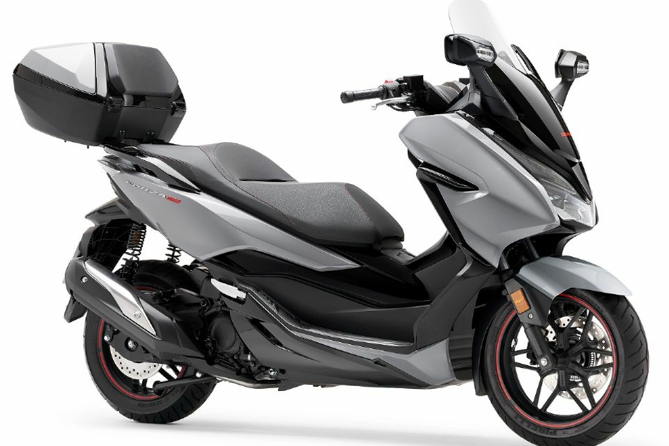 Yamaha X-Max 250