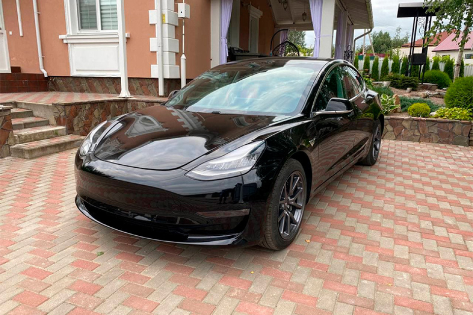 Tesla Model 3