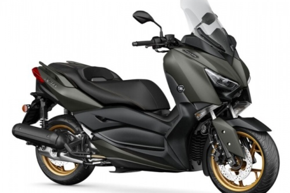 Rent Yamaha X-Max 125 2021 from US$ 41/day in Ponta Delgada Portugal |  5045536