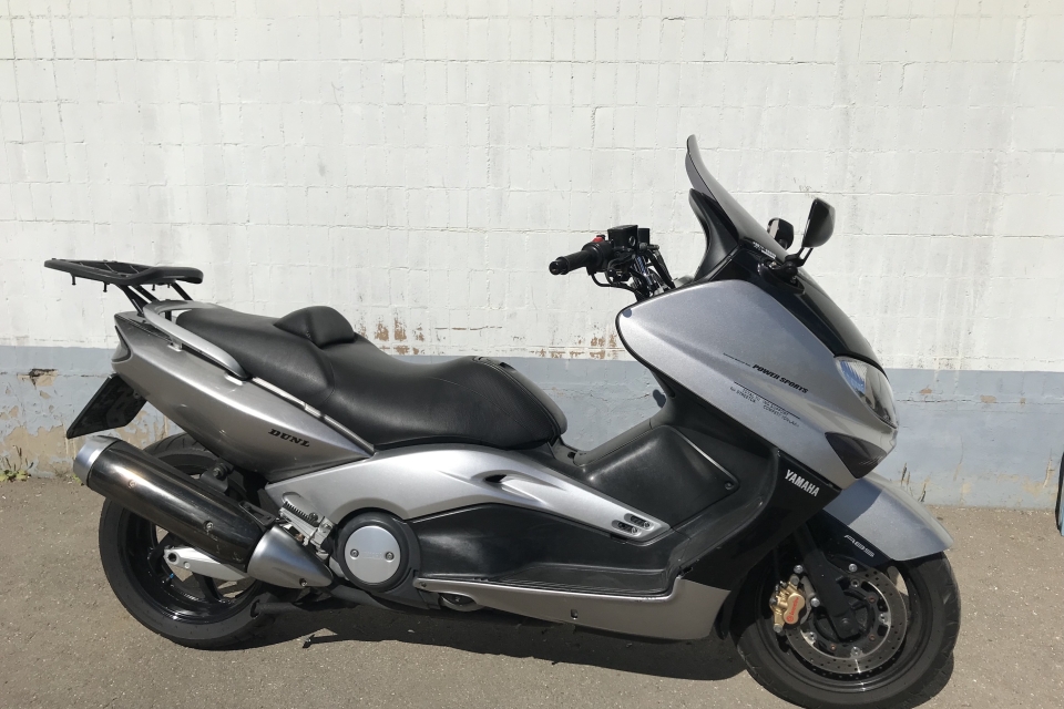 Rent Yamaha TMAX 500 2005 from US$ 28/day in Moscow Russia | 5006048