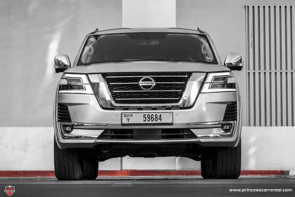 Alquilar Nissan Armada 2020 de 125 d a en Dub i Emiratos rabes