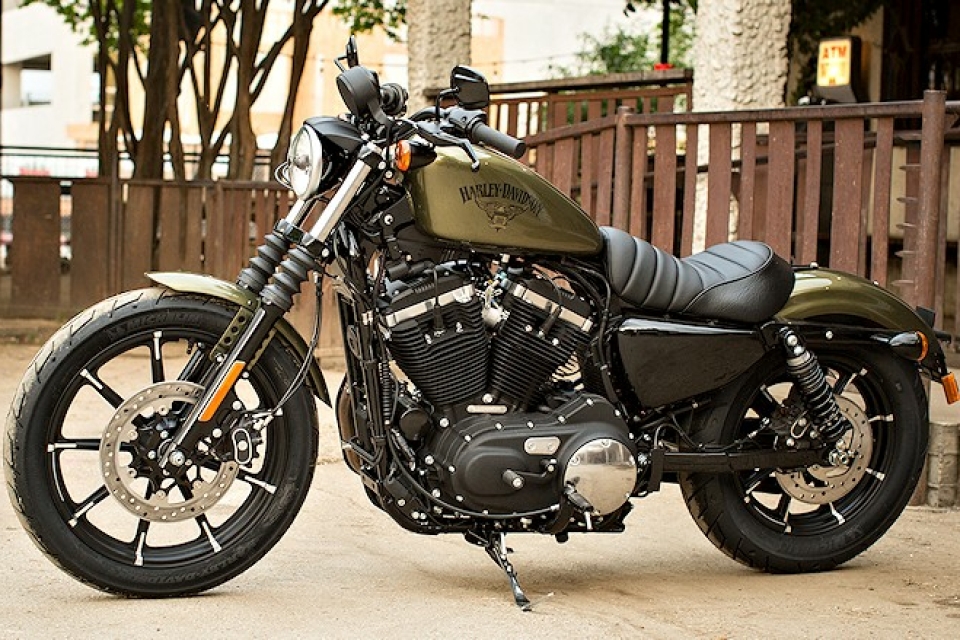 Harley-Davidson Street Rod 750