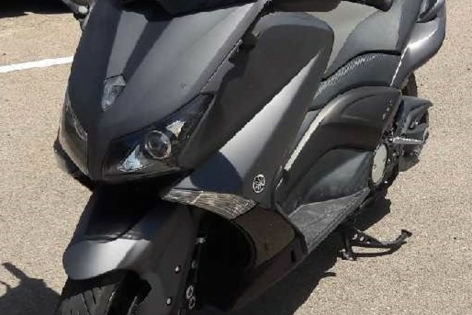 Rent a Yamaha T-MAX 530 Iron Max for €97 per day