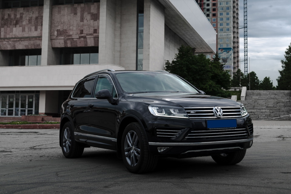 66 объявлений о продаже Volkswagen Touareg 2017 года